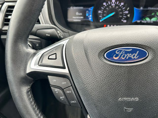 Ford Fusion foto 12