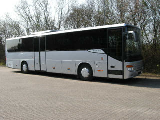 Autobuze Elegante și Confortabile pentru Nunti, Excursii, Afaceri și Transferuri