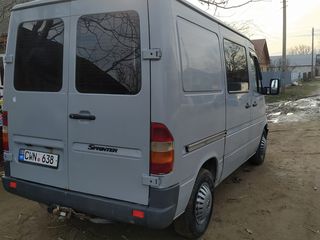 Mercedes Sprinter 212 foto 8