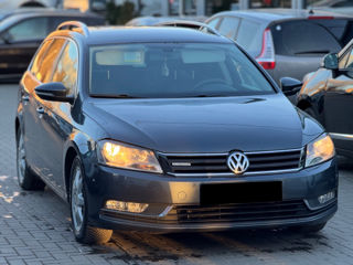 Volkswagen Passat foto 4