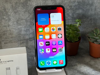 iPhone 11 128 Gb foto 2