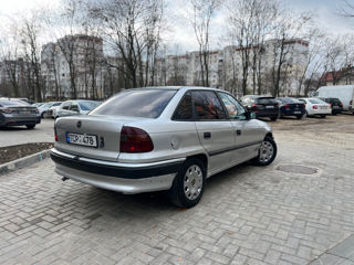 Opel Astra foto 3