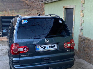 Volkswagen Sharan foto 8