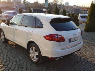 Porsche Cayenne foto 11