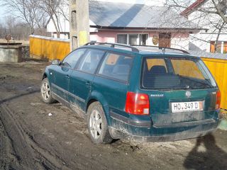 Volkswagen Passat foto 3