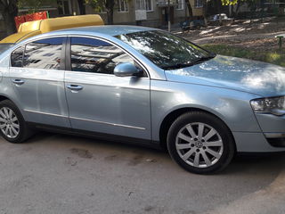 Volkswagen Passat foto 2