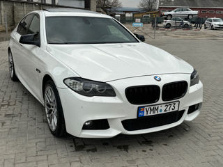 BMW 5 Series foto 6