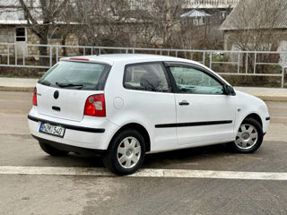 Volkswagen Polo foto 4