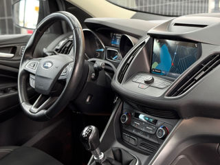 Ford Kuga фото 10