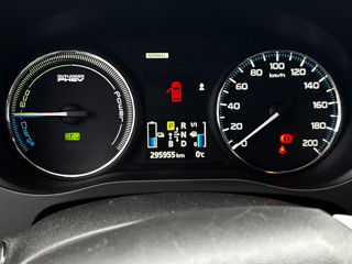 Mitsubishi Outlander foto 7