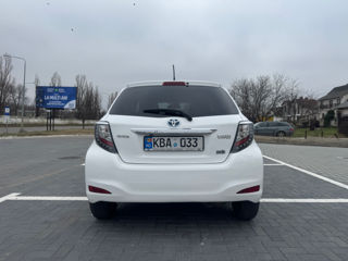 Toyota Yaris foto 5