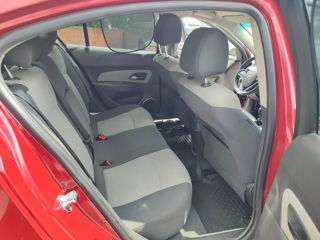 Chevrolet Cruze фото 8