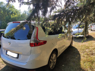 Renault Grand Scenic foto 6