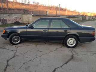 Mercedes Series (W124) foto 9