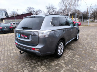 Mitsubishi Outlander foto 7