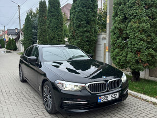 BMW 5 Series foto 1