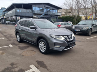 Nissan X-Trail foto 2