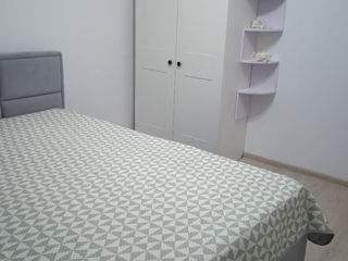 Apartament cu 2 camere, 70 m², Botanica, Chișinău foto 2