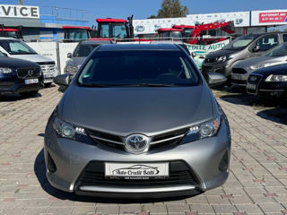 Toyota Auris foto 2