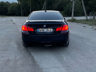 BMW 5 Series foto 5