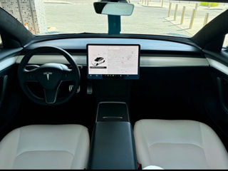 Tesla Model 3 foto 7