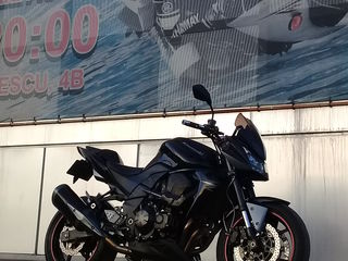 Kawasaki Z750R foto 5