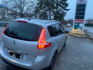 Renault Grand Scenic foto 7