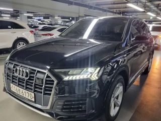 Audi Q7 foto 1