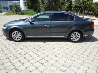 Volkswagen Passat foto 2