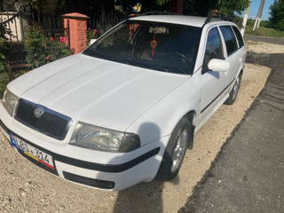 Skoda Octavia foto 4