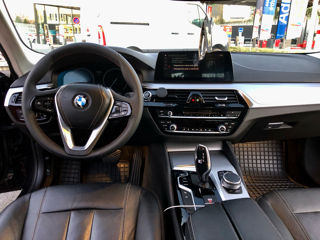 BMW 5 Series foto 8