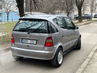 Mercedes A-Class foto 5