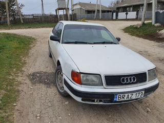 Audi 100