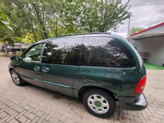 Chrysler Voyager foto 9