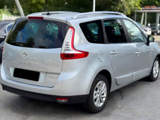 Renault Grand Scenic foto 9