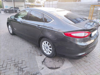 Ford Mondeo foto 4