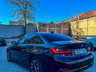 BMW 3 Series foto 4