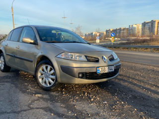 Renault Megane foto 3