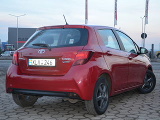 Toyota Yaris foto 4