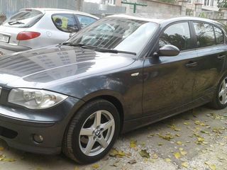 BMW 1 Series foto 2