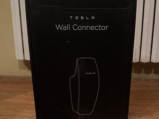 Tesla Wall Connector