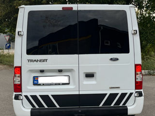 Ford Transit 6 Locuri foto 6