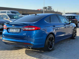 Ford Fusion foto 3