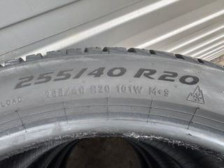 255/40 R20 Pirelli Iarnă Noi 2024 foto 4