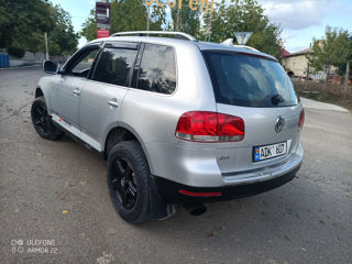 Volkswagen Touareg foto 5