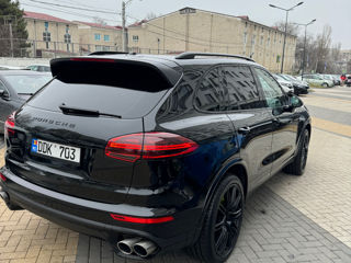 Porsche Cayenne foto 3