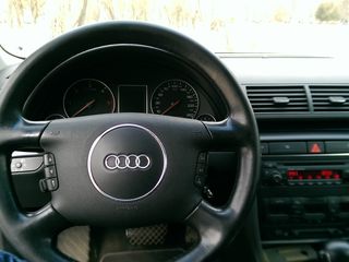 Audi A4 foto 7