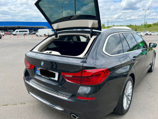 BMW 5 Series foto 4