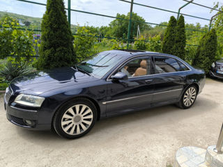 Audi A8 foto 2