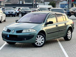 Renault Megane foto 4